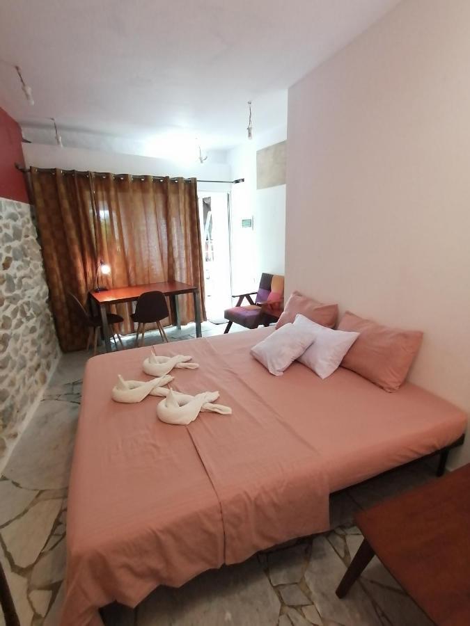 Lonos Circle Terrace View Hotel Romblon Bagian luar foto